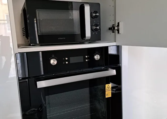 Art Nouveau & Thermal - F2 Paisible De Qualite Apartamento *